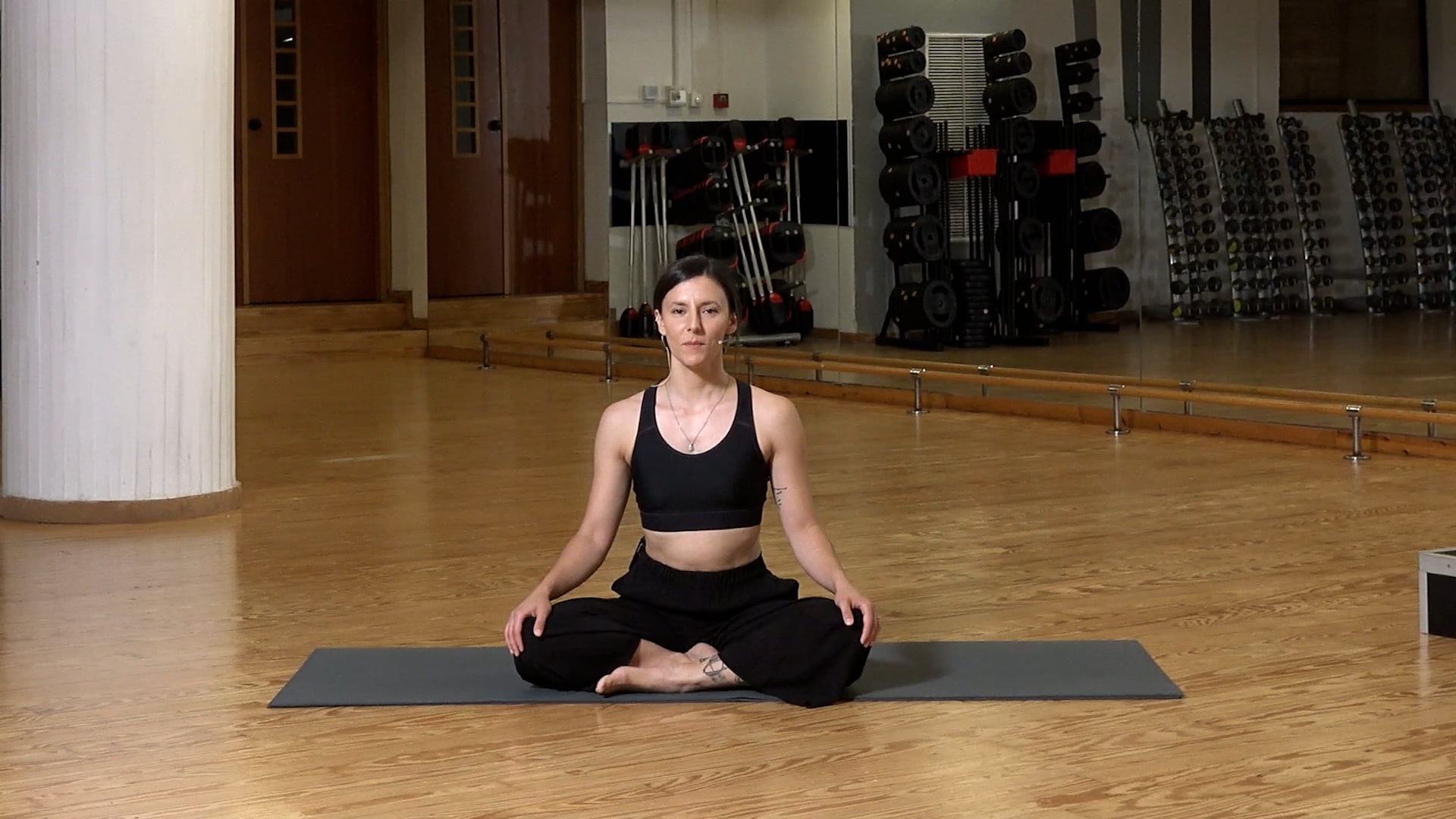 Morning Yoga με την Ανθή Ροροπούλου