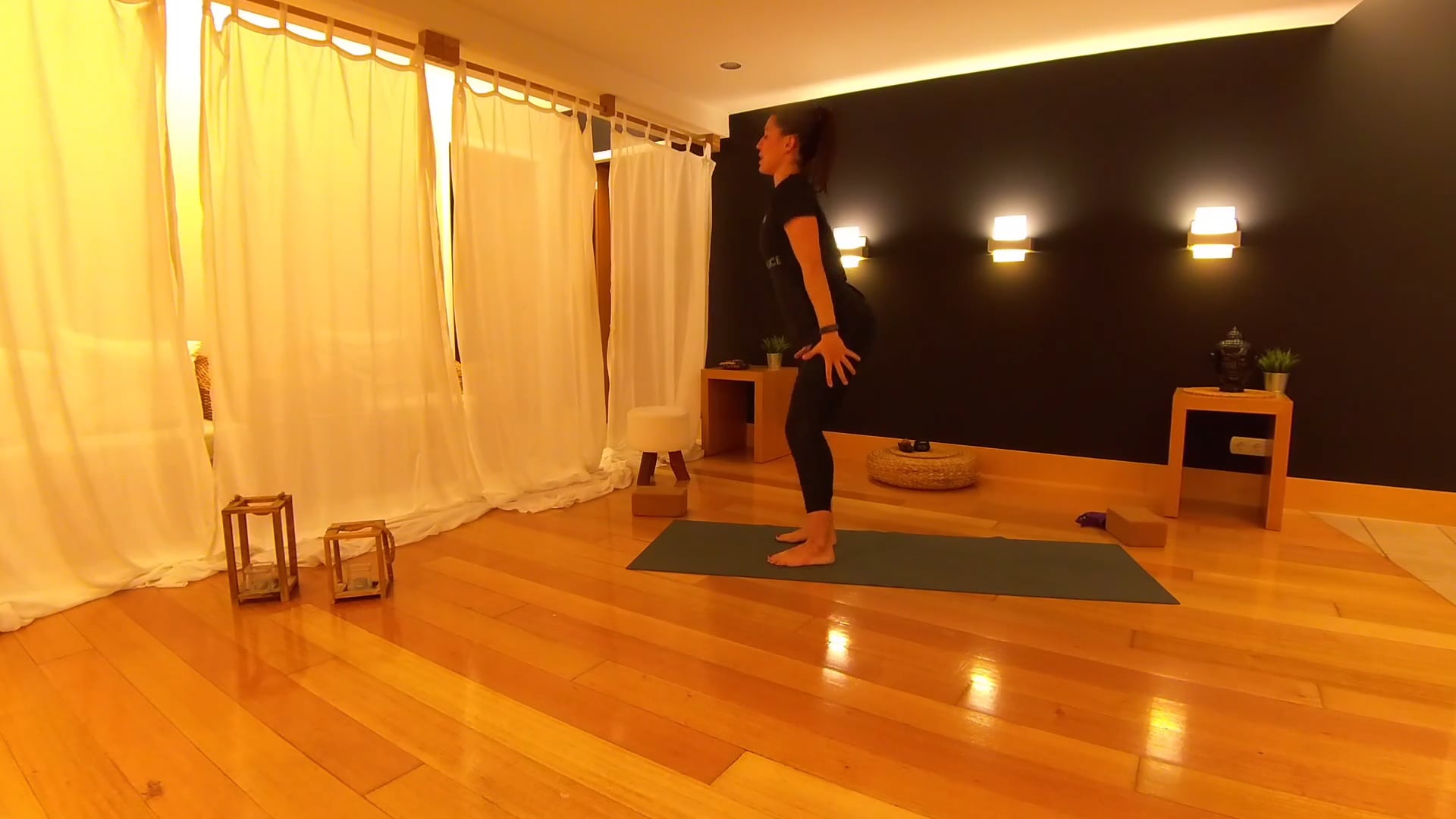 Yoga for Strength and Flexibility με την Δήμητρα Σκούρα