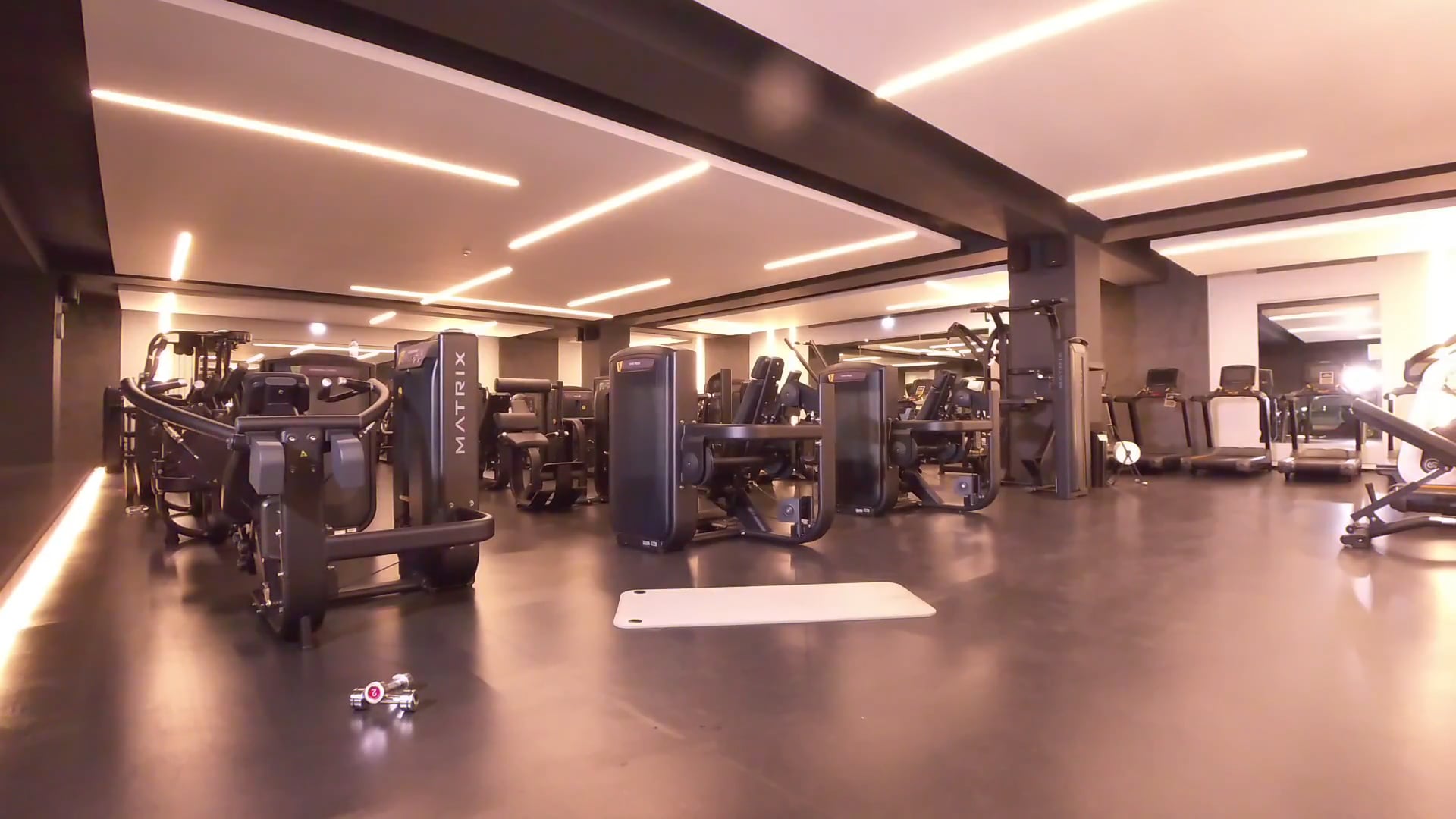 Body Weight Training με τον Μάριο Τάτση