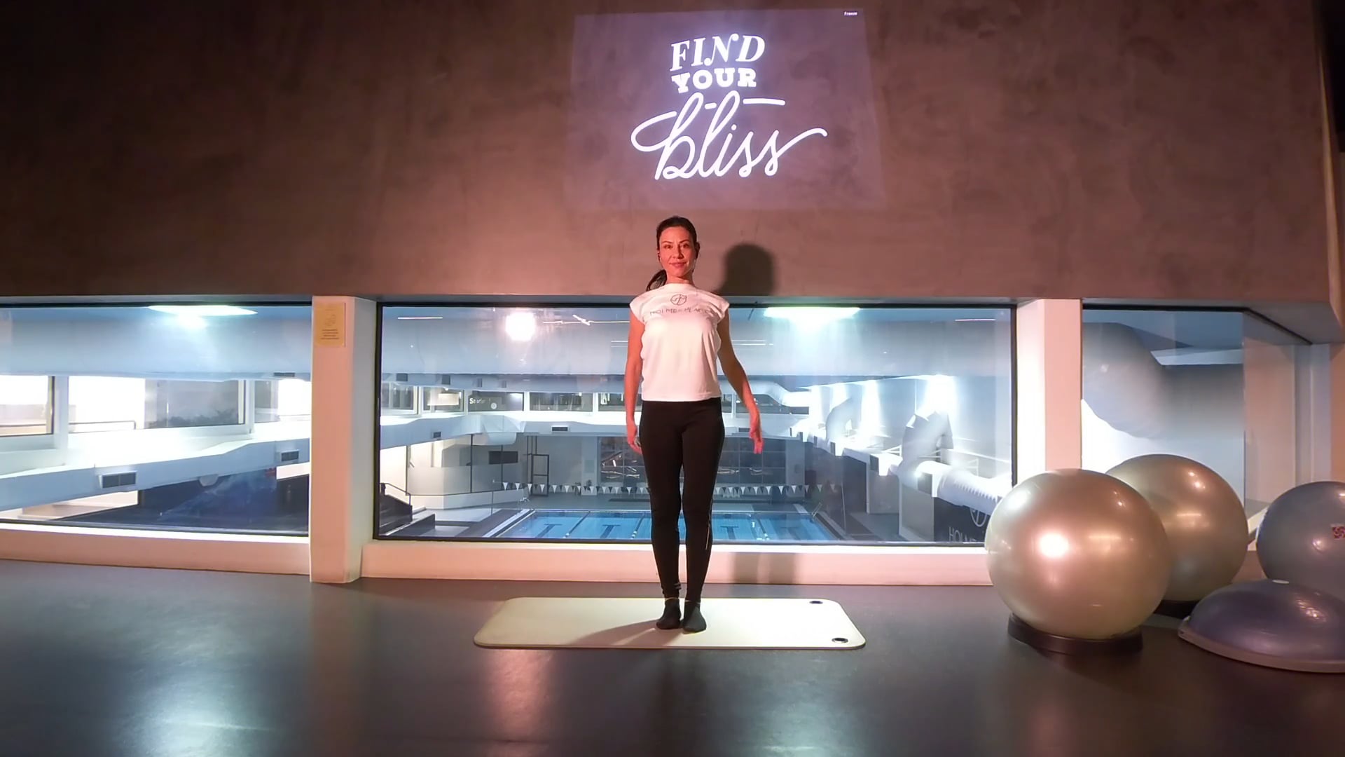 Stretching με την Μαρία Τσαπατσάρη