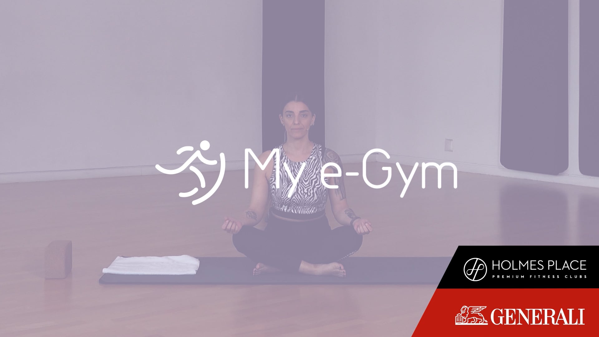 Morning yoga με την Πηνελόπη Ζηρινόγλου