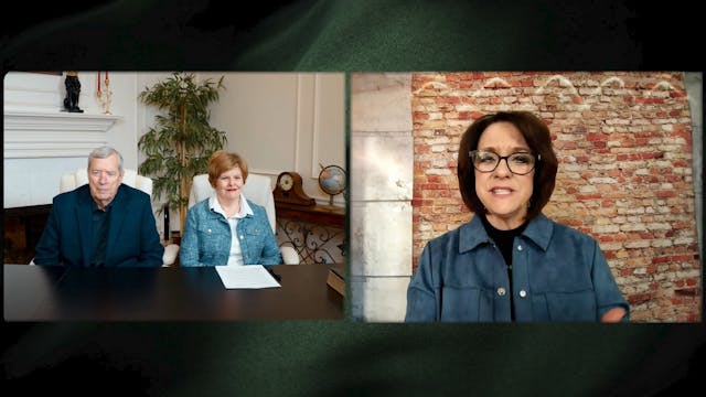 General's Desk WIth Becca Greenwood P...