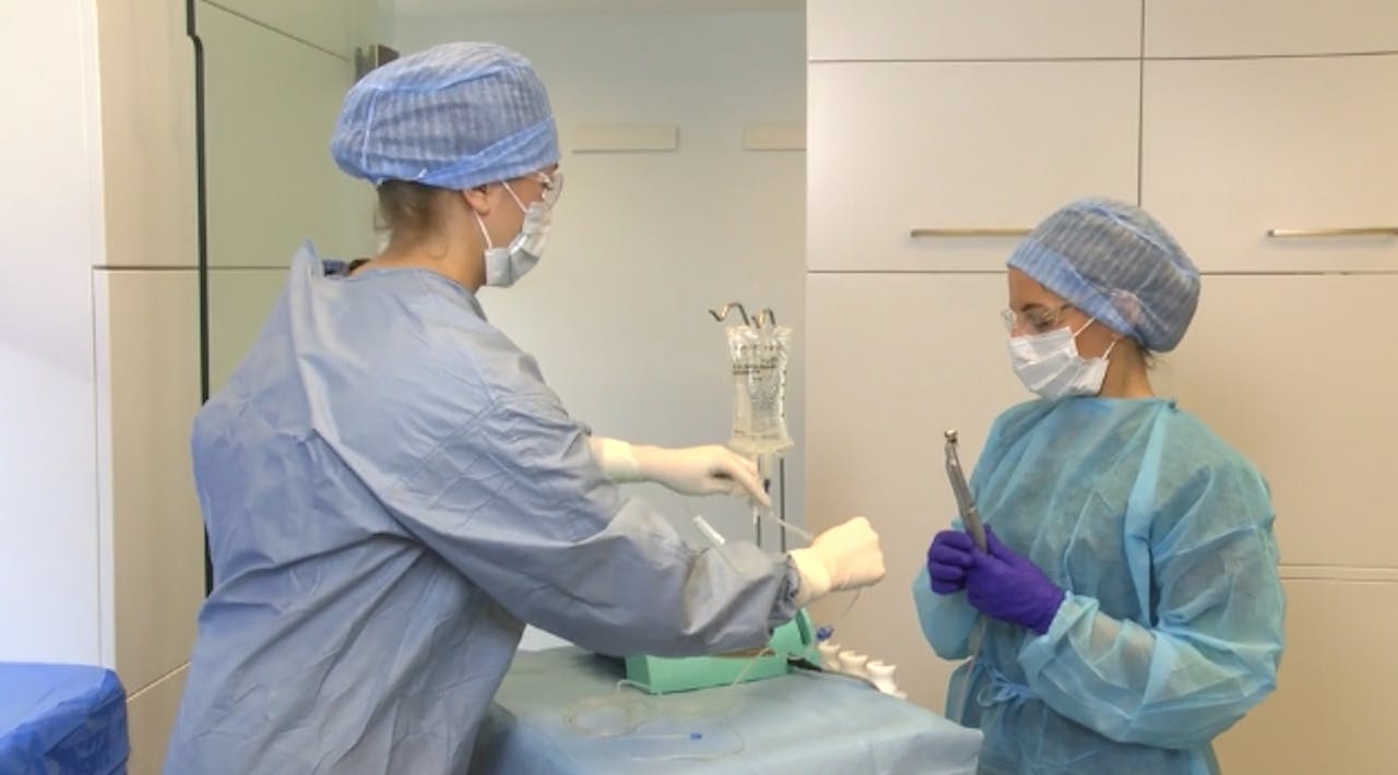 Clinical Video Sterile Preparation Of The Operating Room Gide Dental