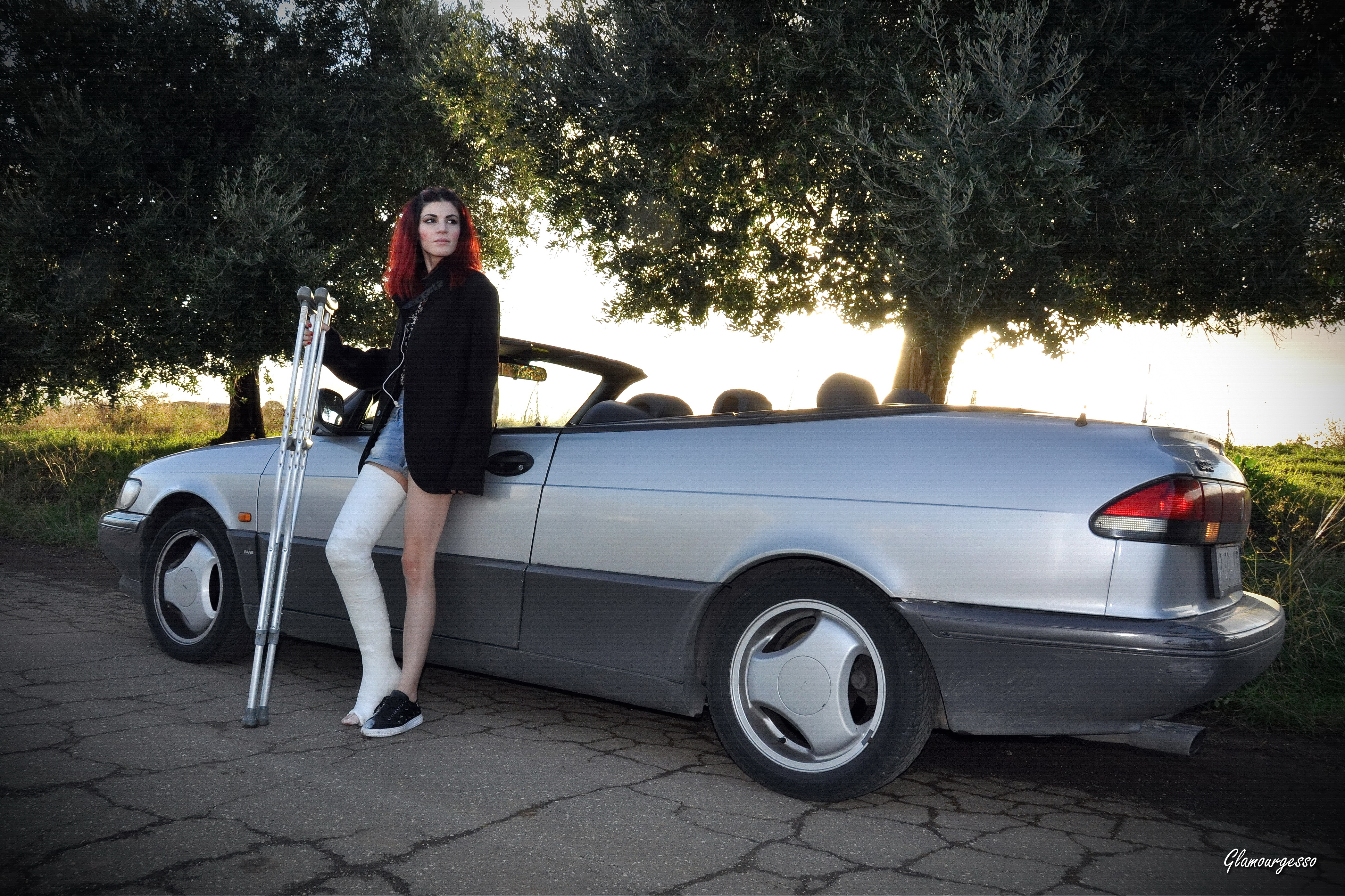 VIDEOCLIP 01 - Need my crutches 