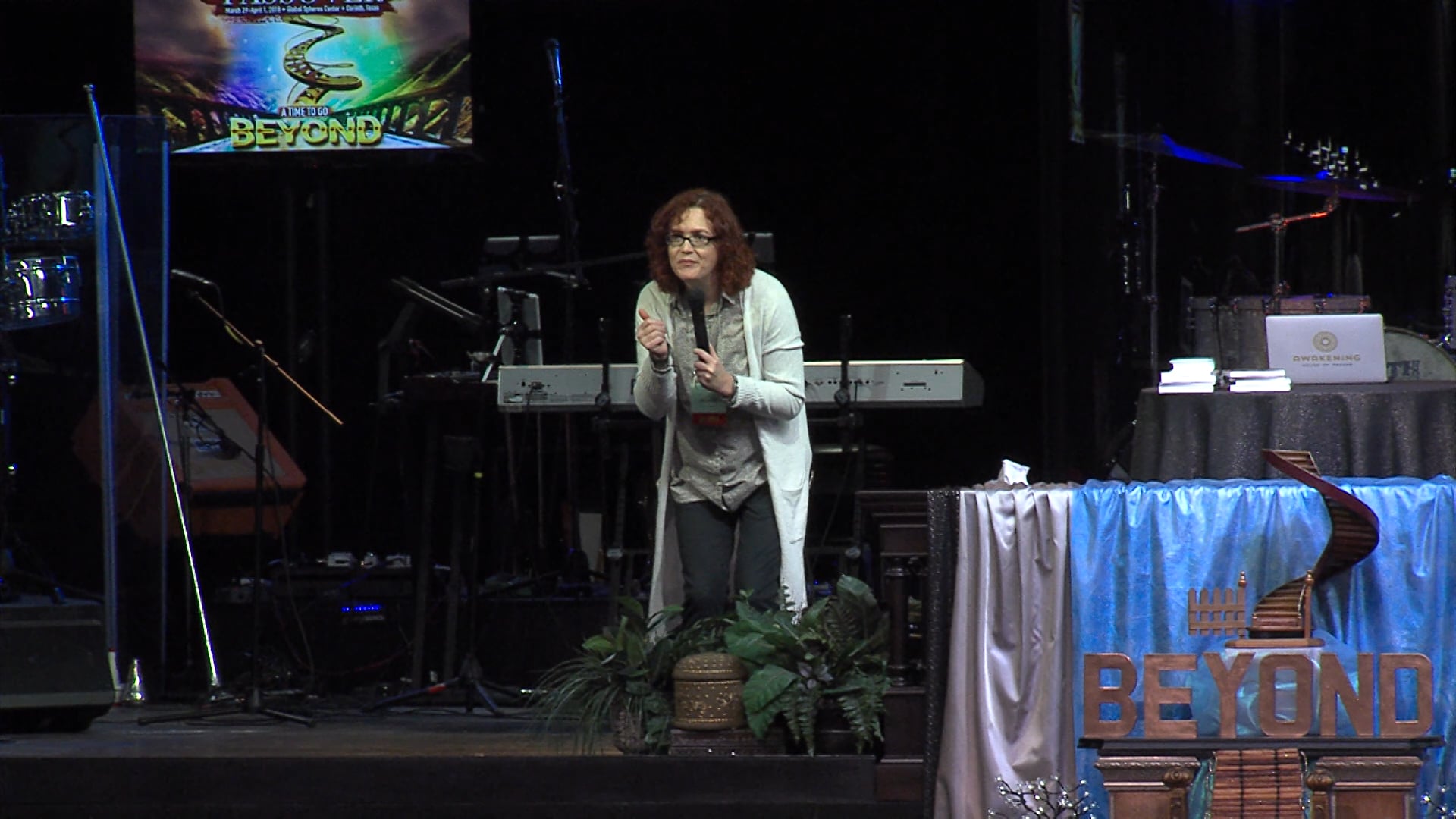 Jennifer LeClaire - Passover 2018