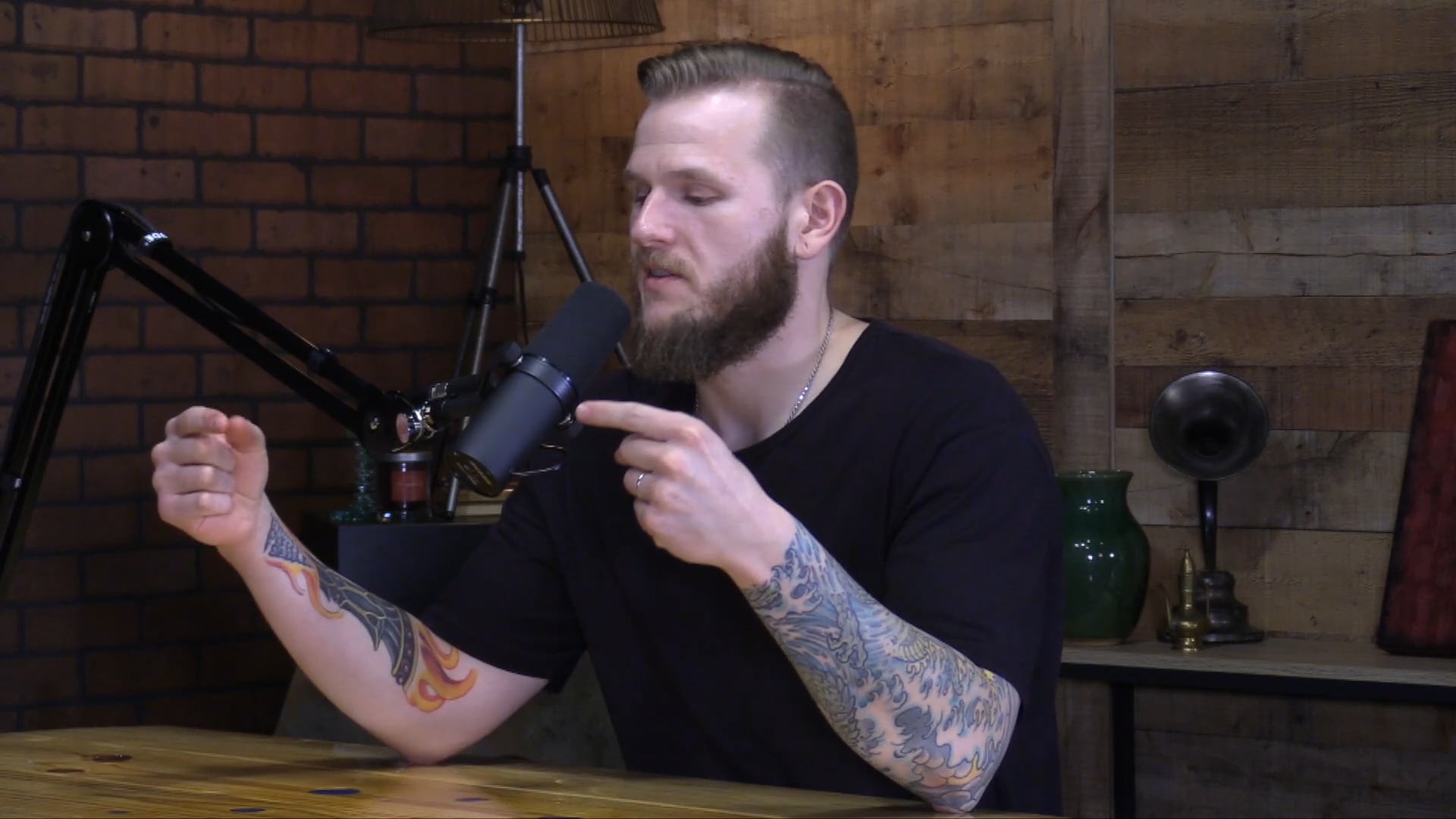 11 A Moment Apart - Tobias Lyons