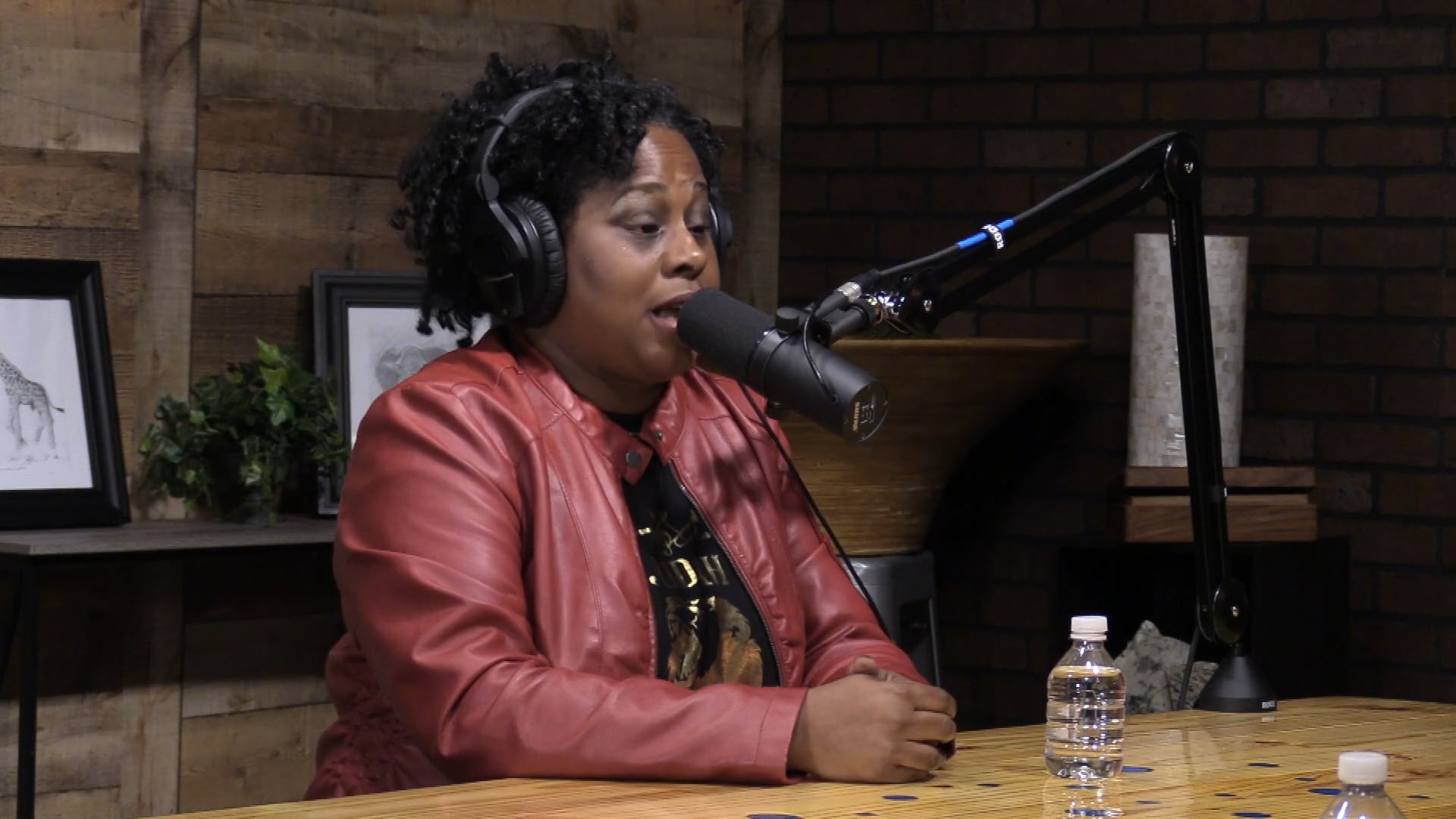 01 A Moment Apart - Shatece McLeod