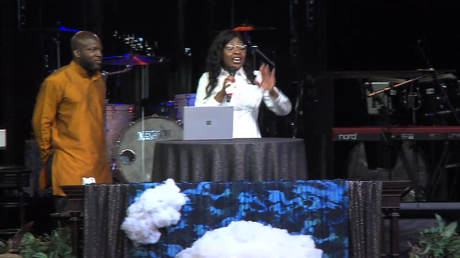 Bowls of Glory Over the Nations - James and Robyn Vincent