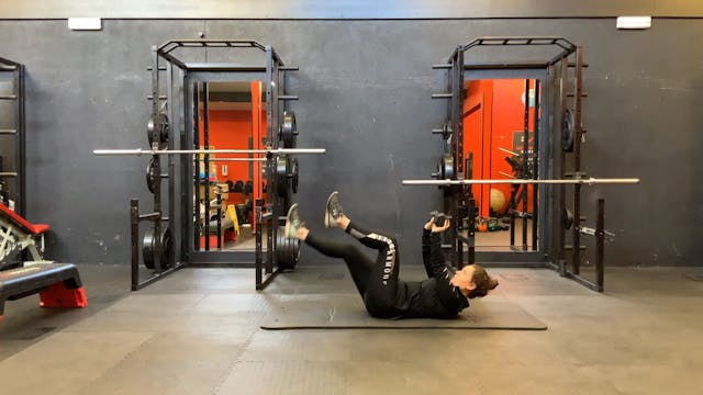 20. Equipment Core - Kate (Kettlebell...