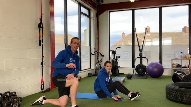 Hamstring Glider Curls - Strengthenin...