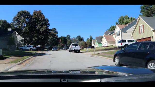 MOVING TO ATLANTA VLOG EP.3 - Finding...