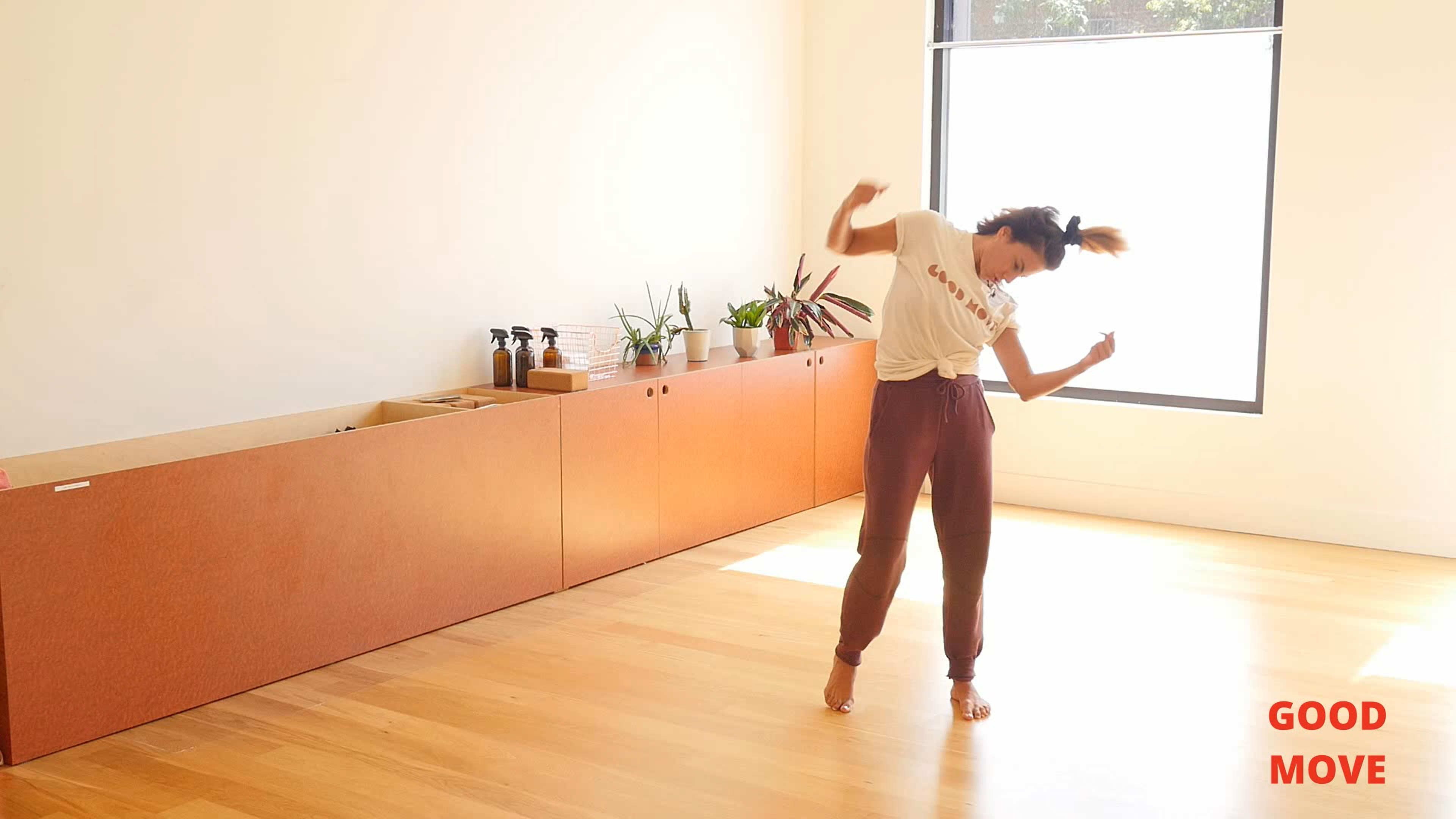 Modern Choreography with Jules 4.14.23