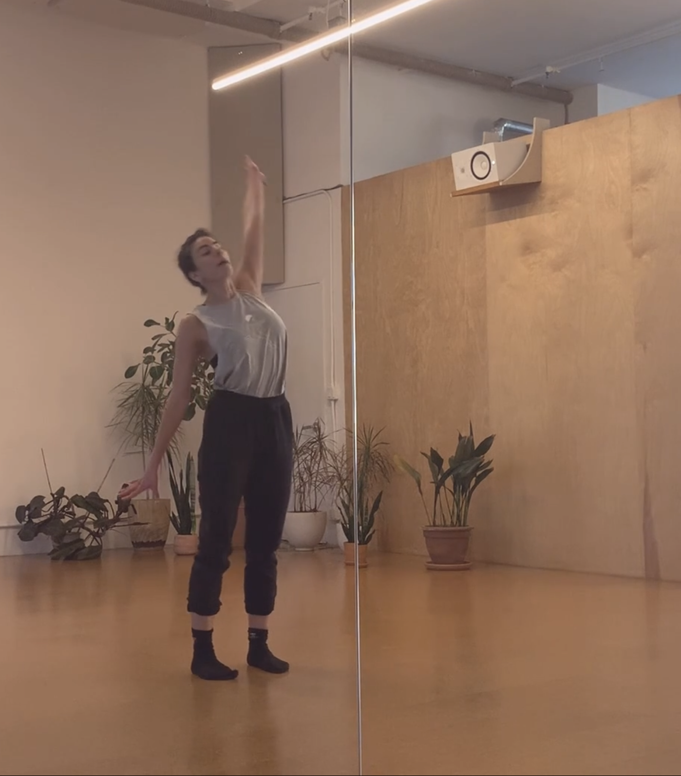 Groovy Sweepy Quick Lil Modern Dance with Jules