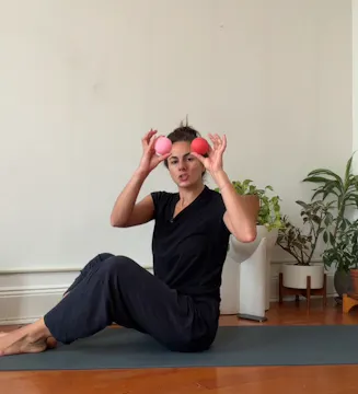 Stretch Roll & Release With Jules