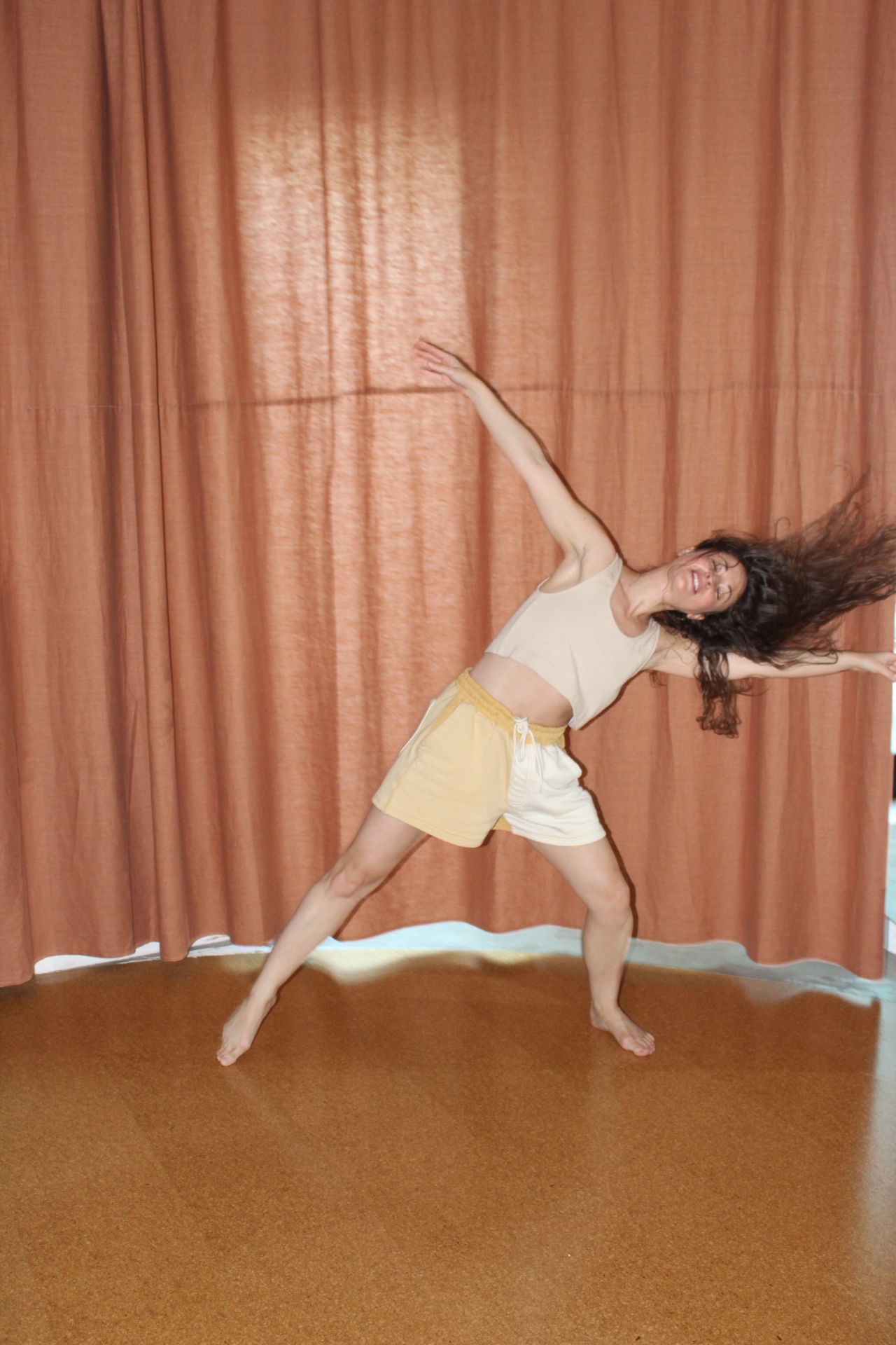 20 Min. Good Move with Elisa 6.24.20