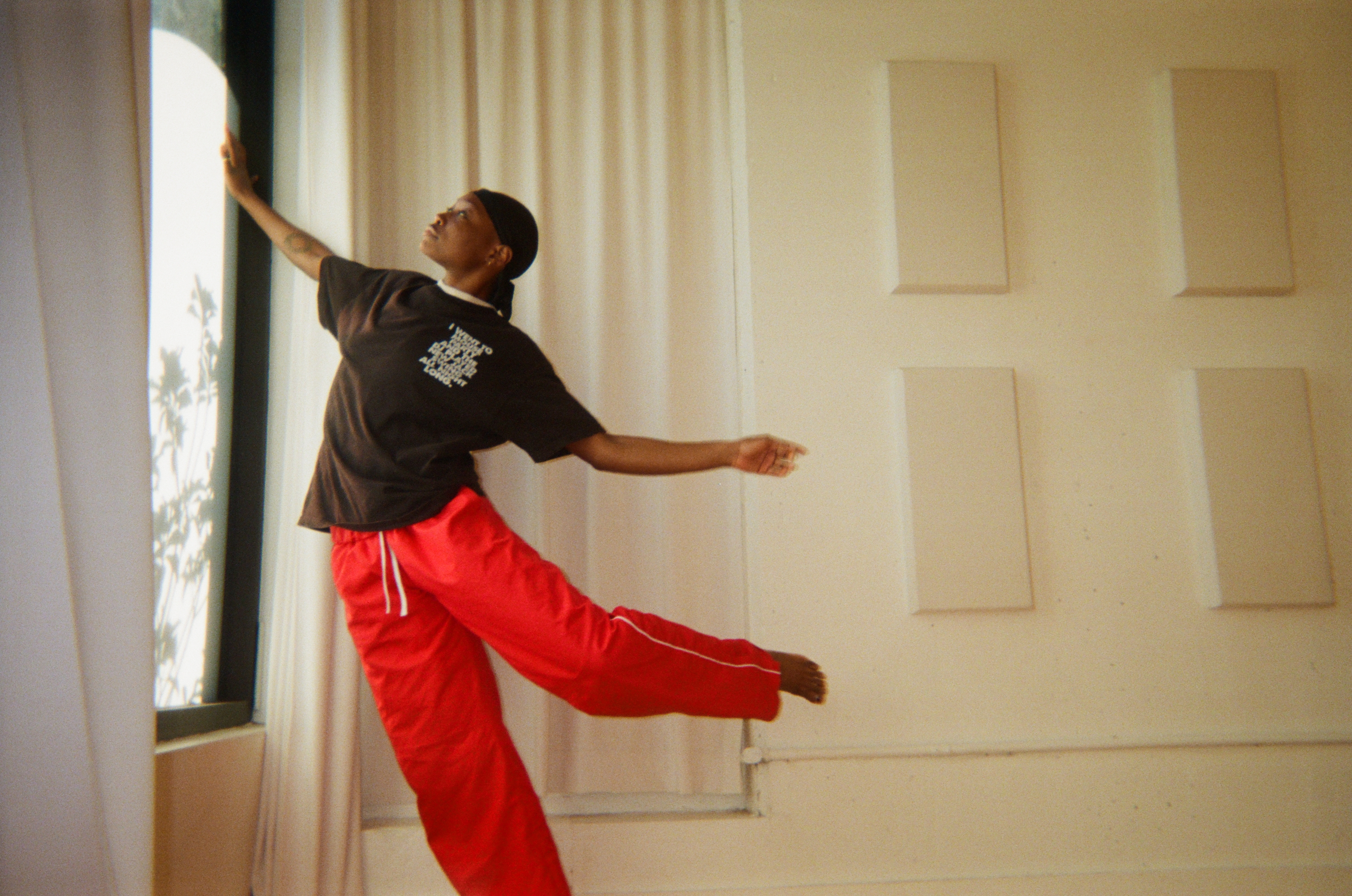 Dancerly Pilates with Ny (two weights and a band)