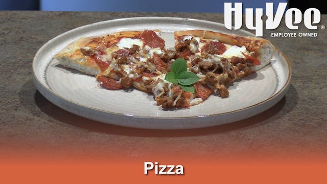 Dutch Apron Homemade Pizza