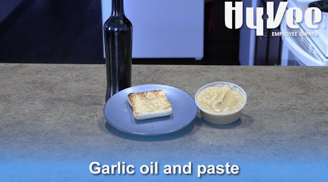 The Dutch Apron: Garlic paste