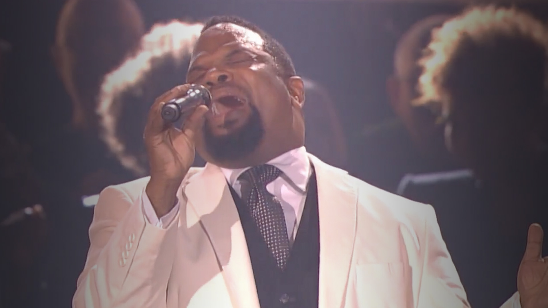 Hezekiah Walker Performing on the 45th Annual GMA Dove Awards