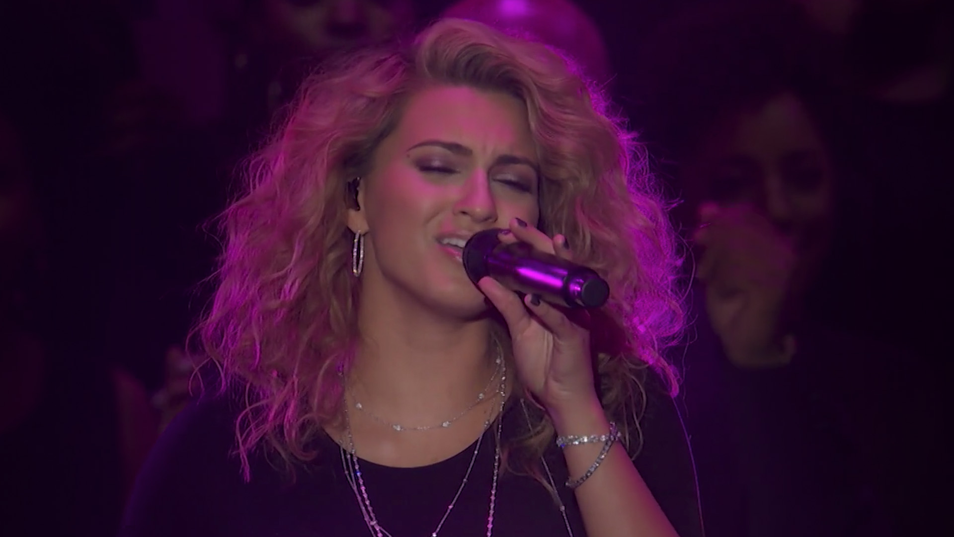 Tori Kelly featuring Kirk Franklin on the 49th Annual GMA Dove Awards