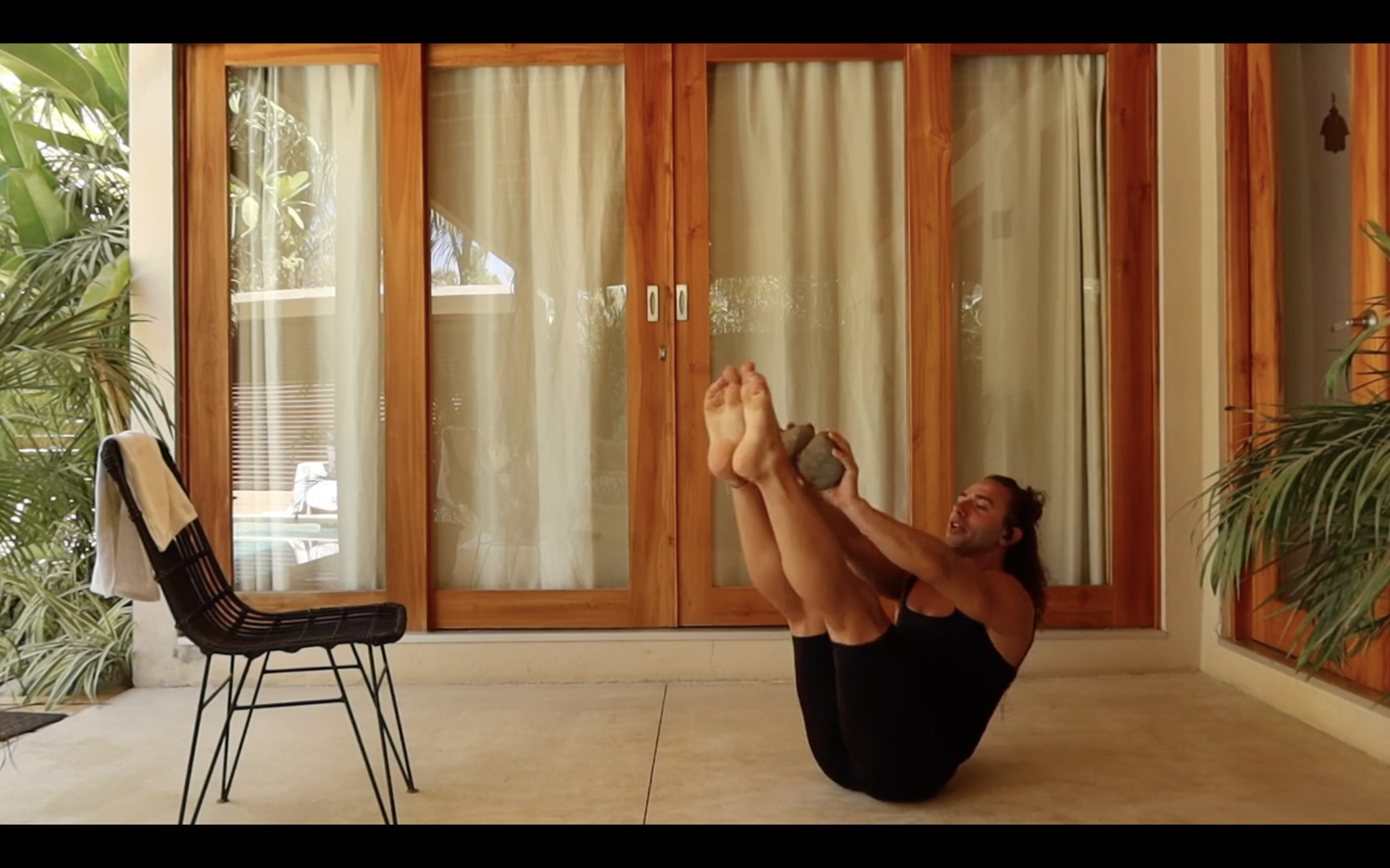 ARMS+ABS (03) - UPPER BODY BURN