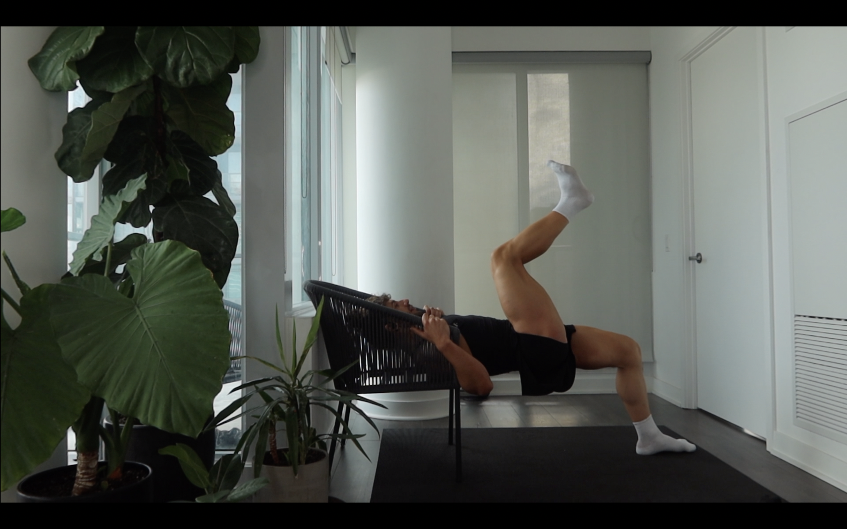 THURSDAY|  JUST ANOTHER GLUTE CLASS 