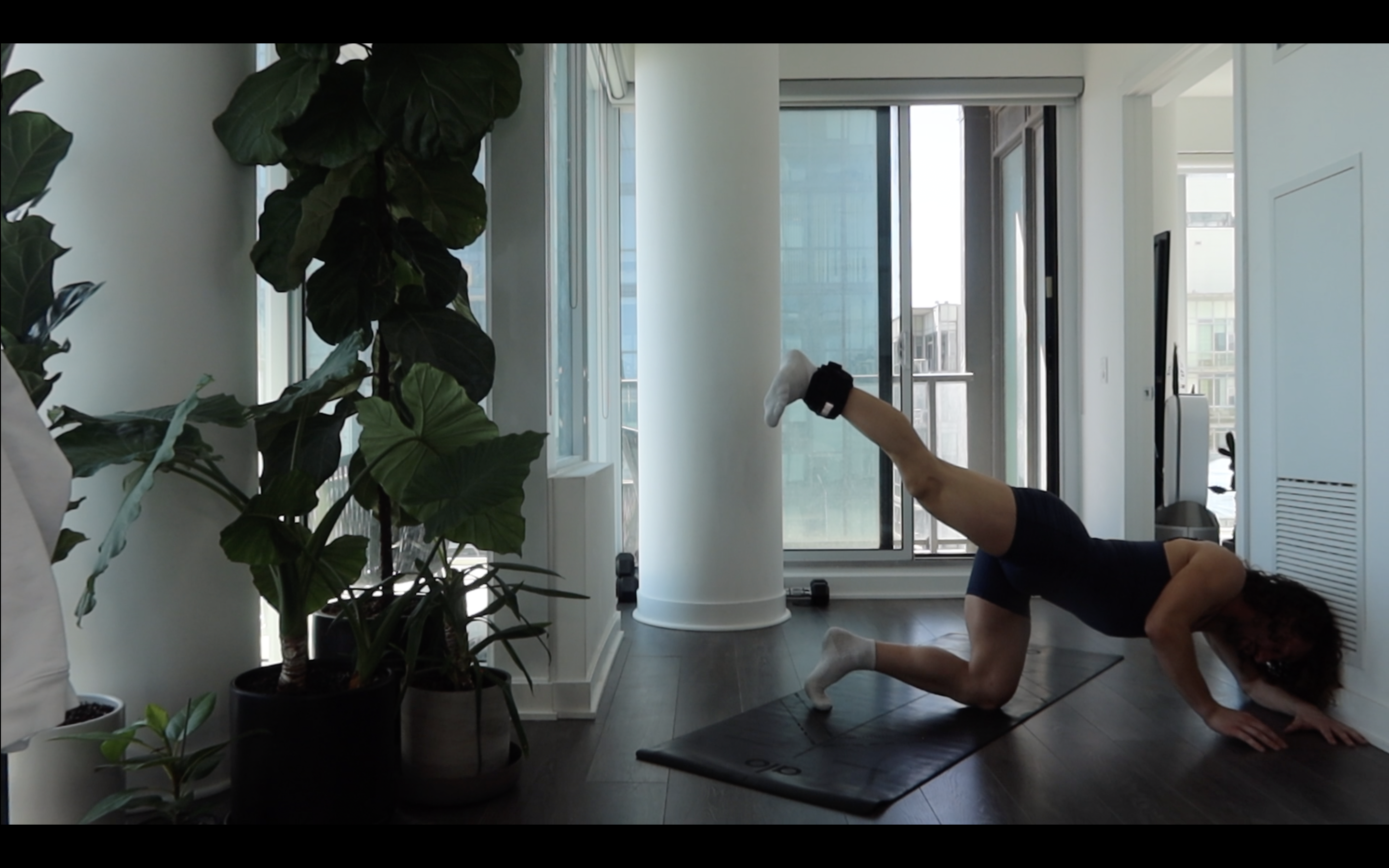 BBL : GLUTES n BOOTS