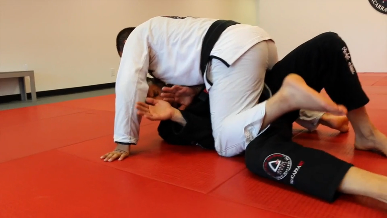 Elbow Escape From Mount