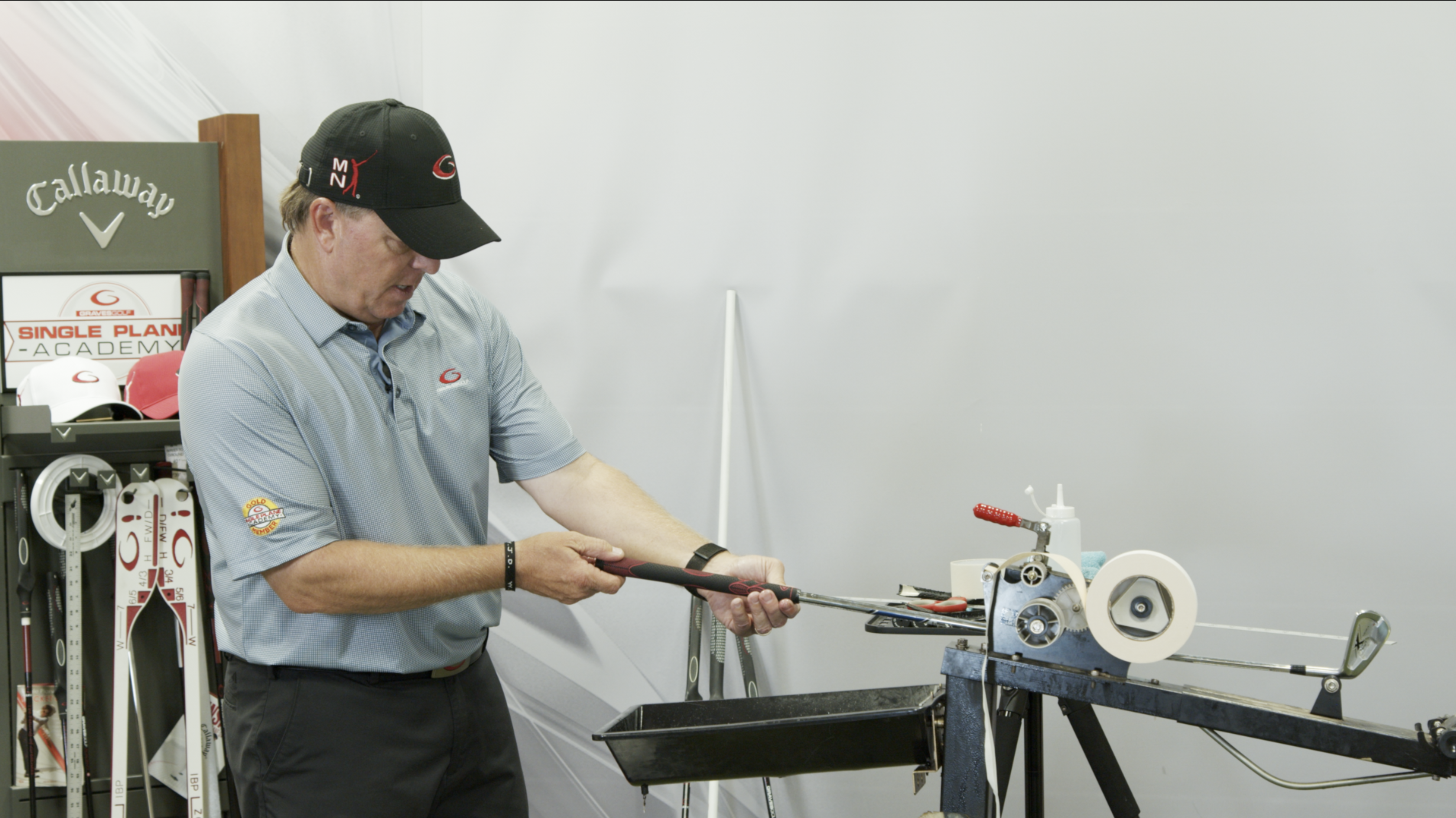 Re-gripping New Graves Golf Single Plane Grips