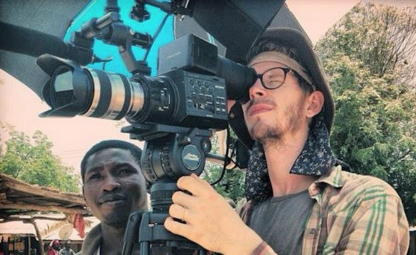 MOVIE W/FILMMAKER COMMENTARY 