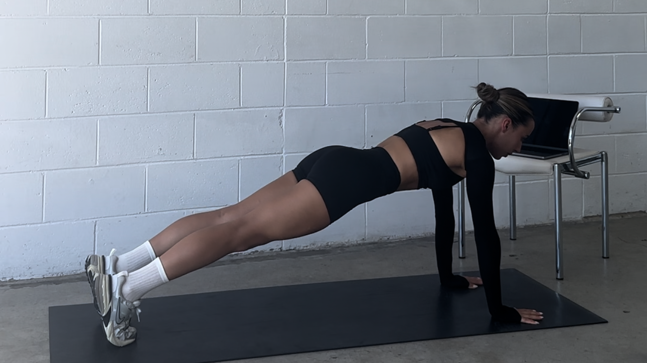 Day 1 / Banded Booty Burn 3