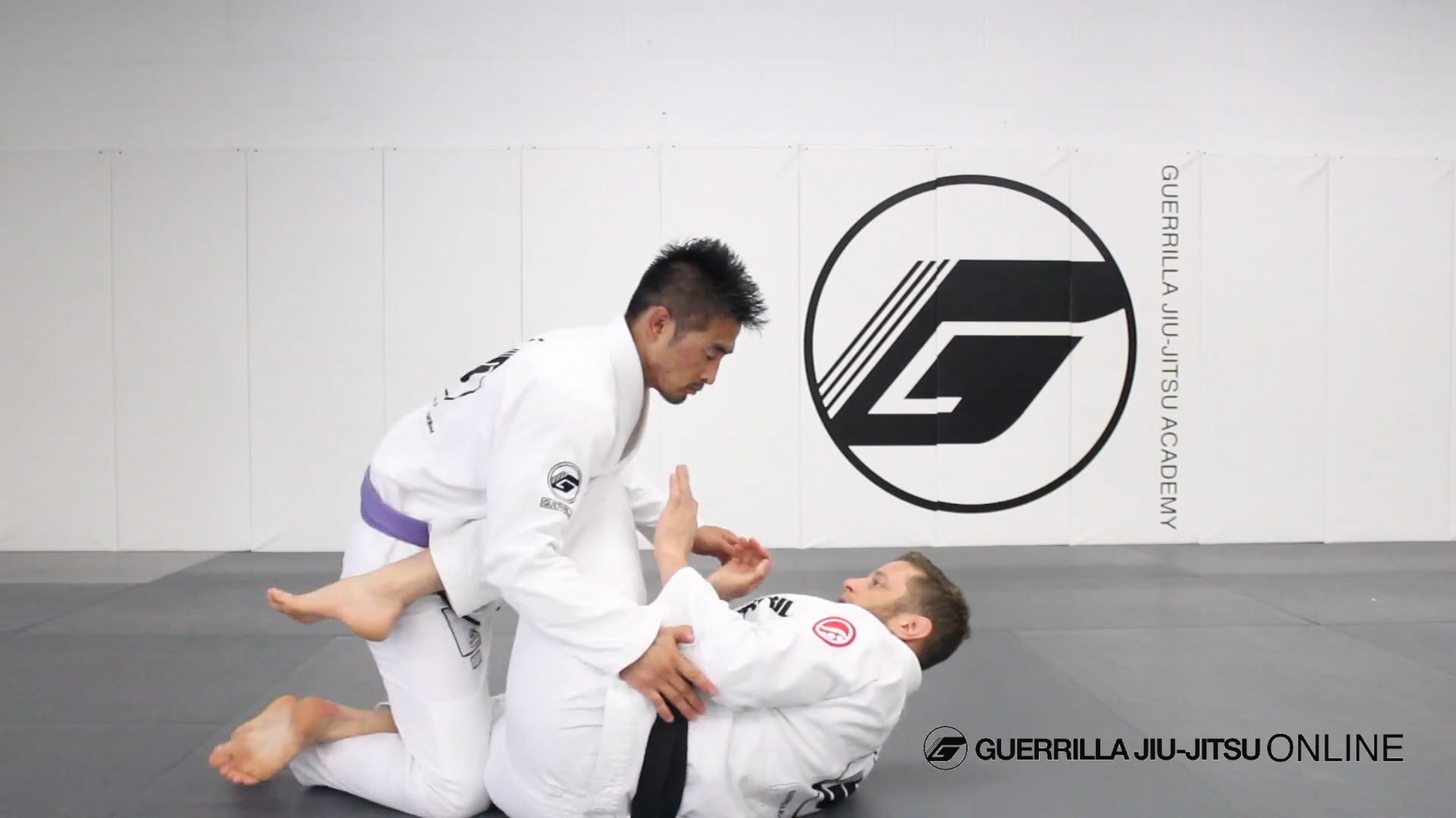 Half Guard: Hip Turn Sweep from Knee Shield