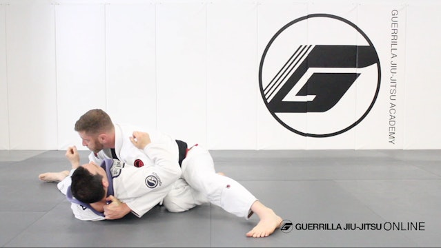Knee in Center Guard Break Variation to Quick Pass
