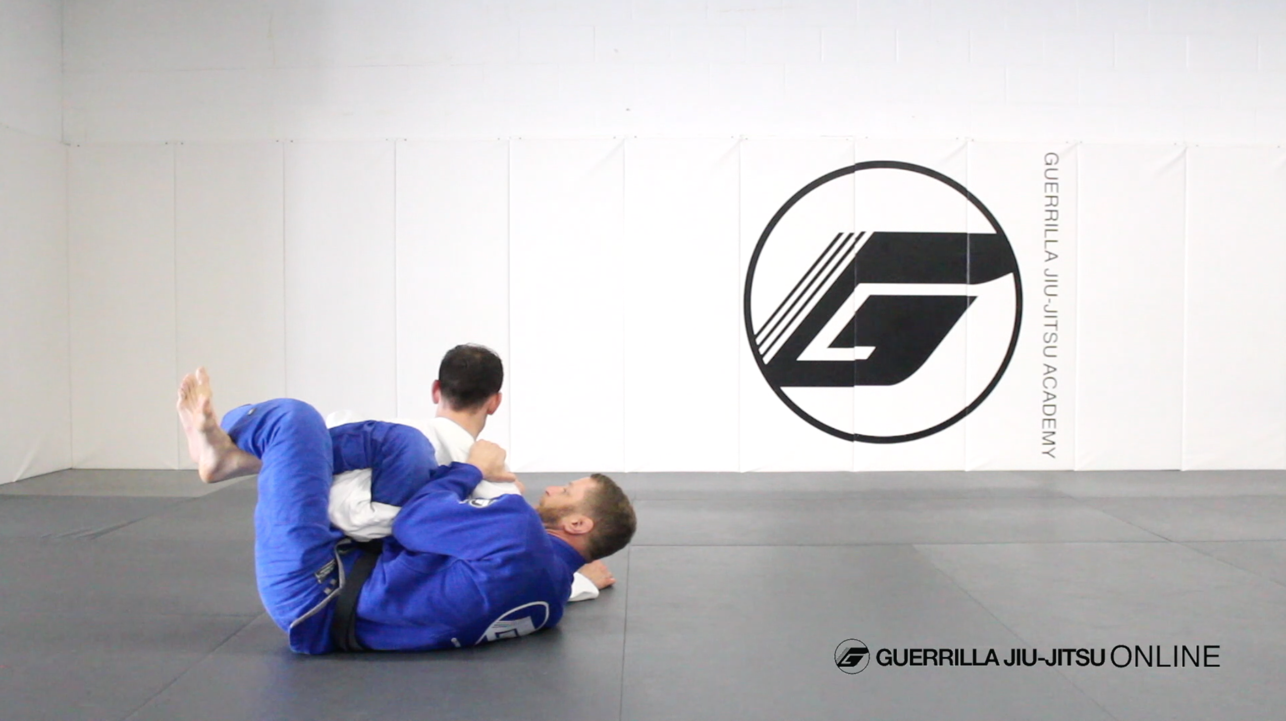 Long Step Pass the X and Single Leg X Guard to Omoplata