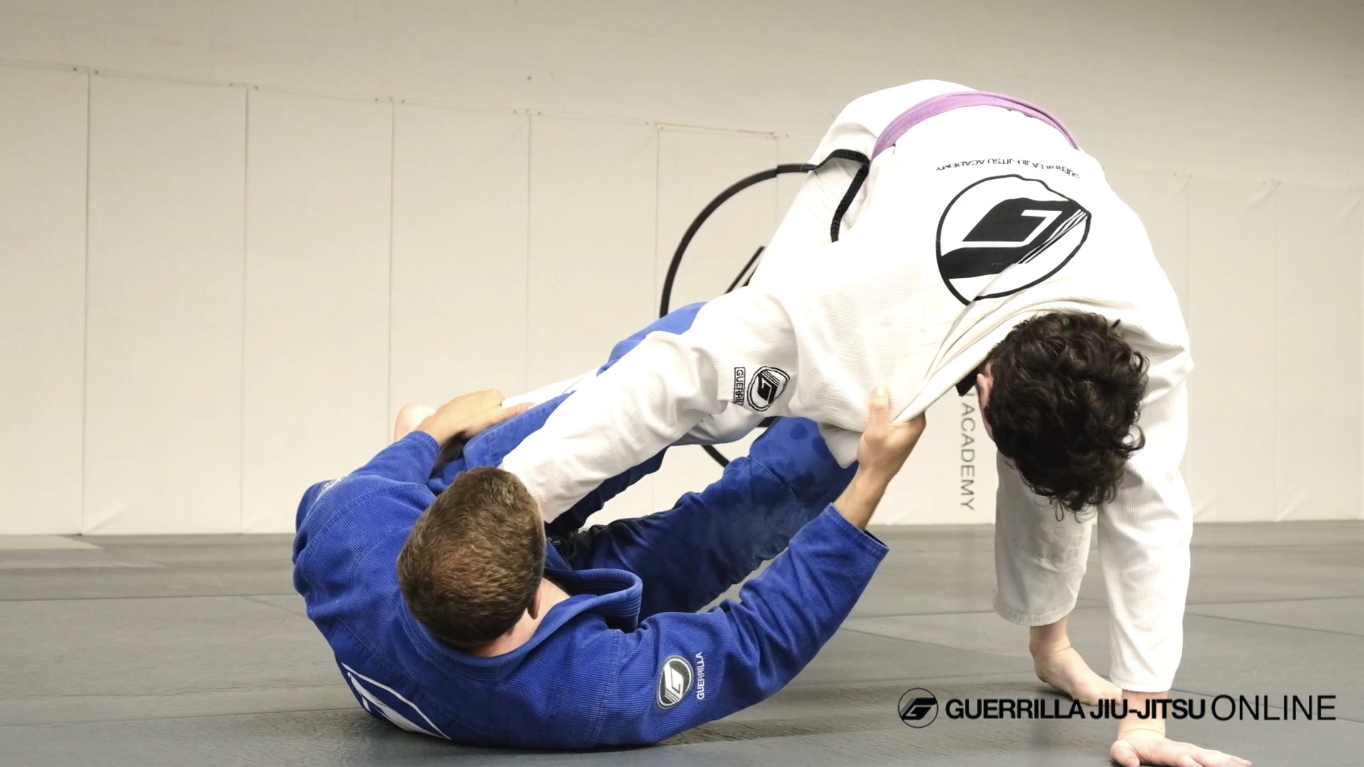 Pulling De La Riva - Triangle Finish