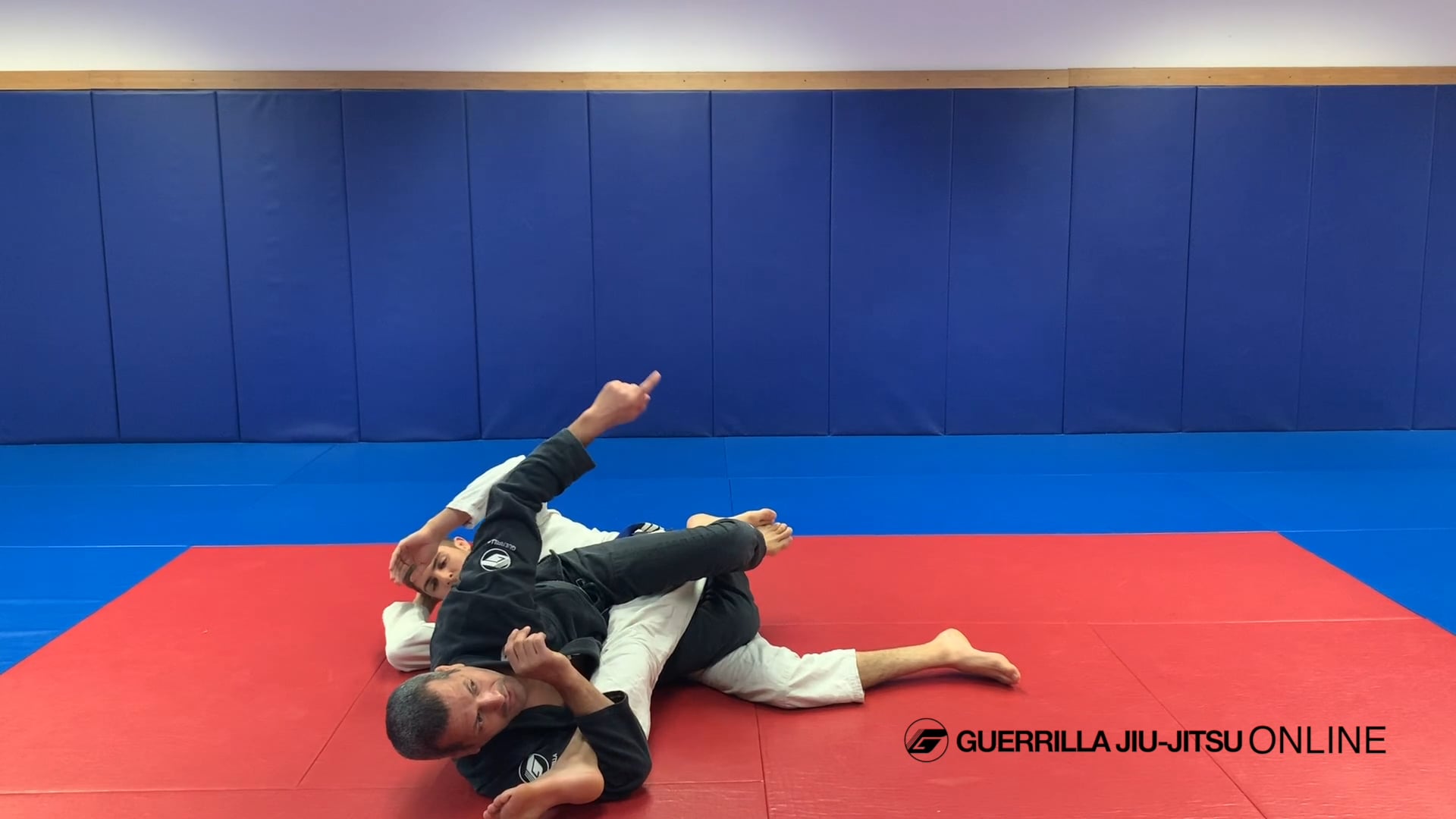 Knee Bar - Flying Attack 