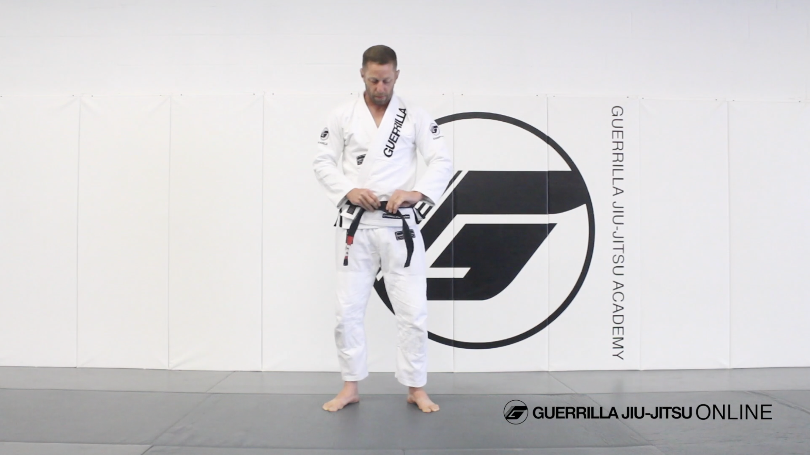 How to Tie The Belt (Kids)