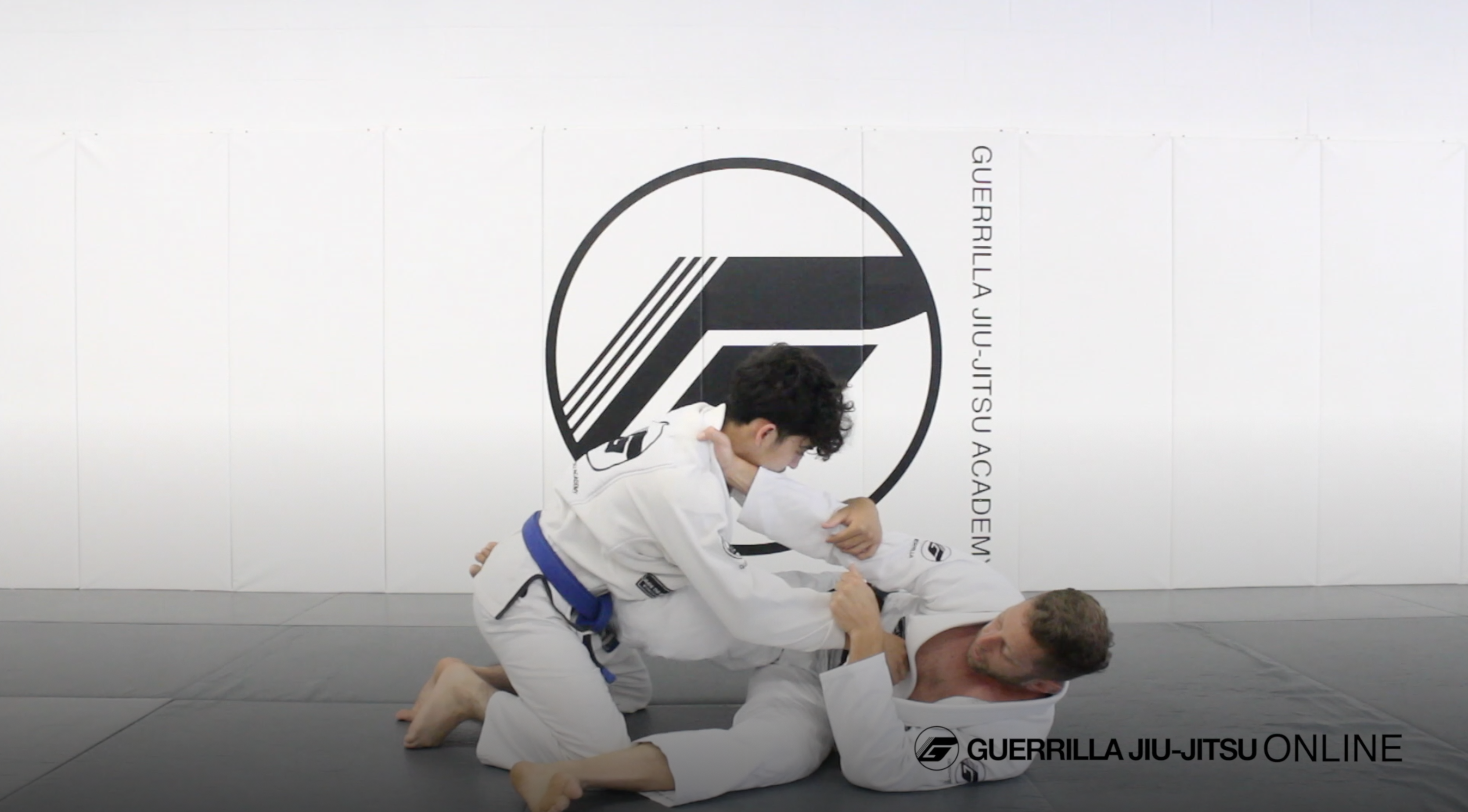 Kids Fundamentals - Scissor Sweep