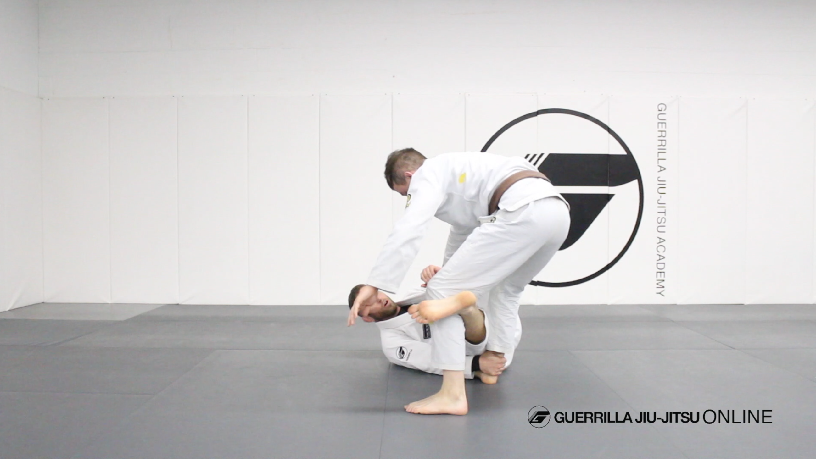 Reverse de la Riva Guard - Simple Sweeps Part 1 - Mid Range