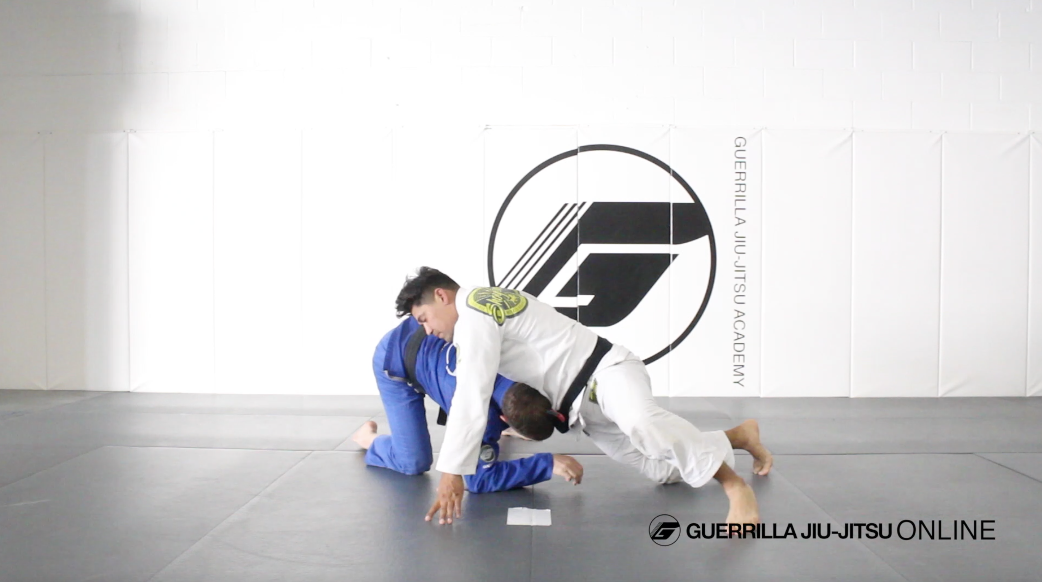 Side Control Escape - Single Leg to Half Guard