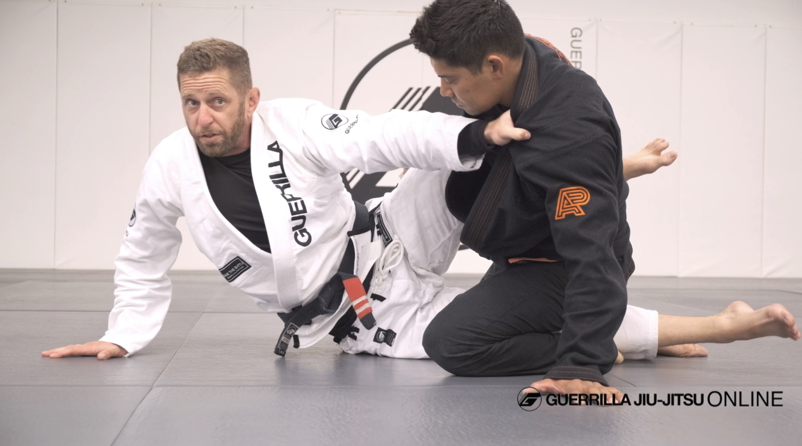 Using The Knee Shield To Get Closed Guard - Pendulum System Pt.1