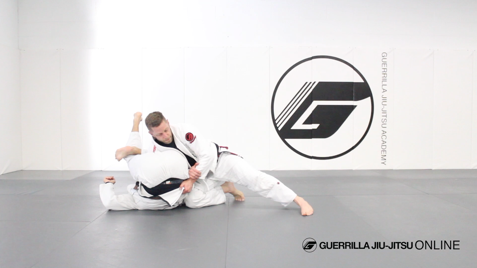 Escape Omoplata to Leg Drag or the Back