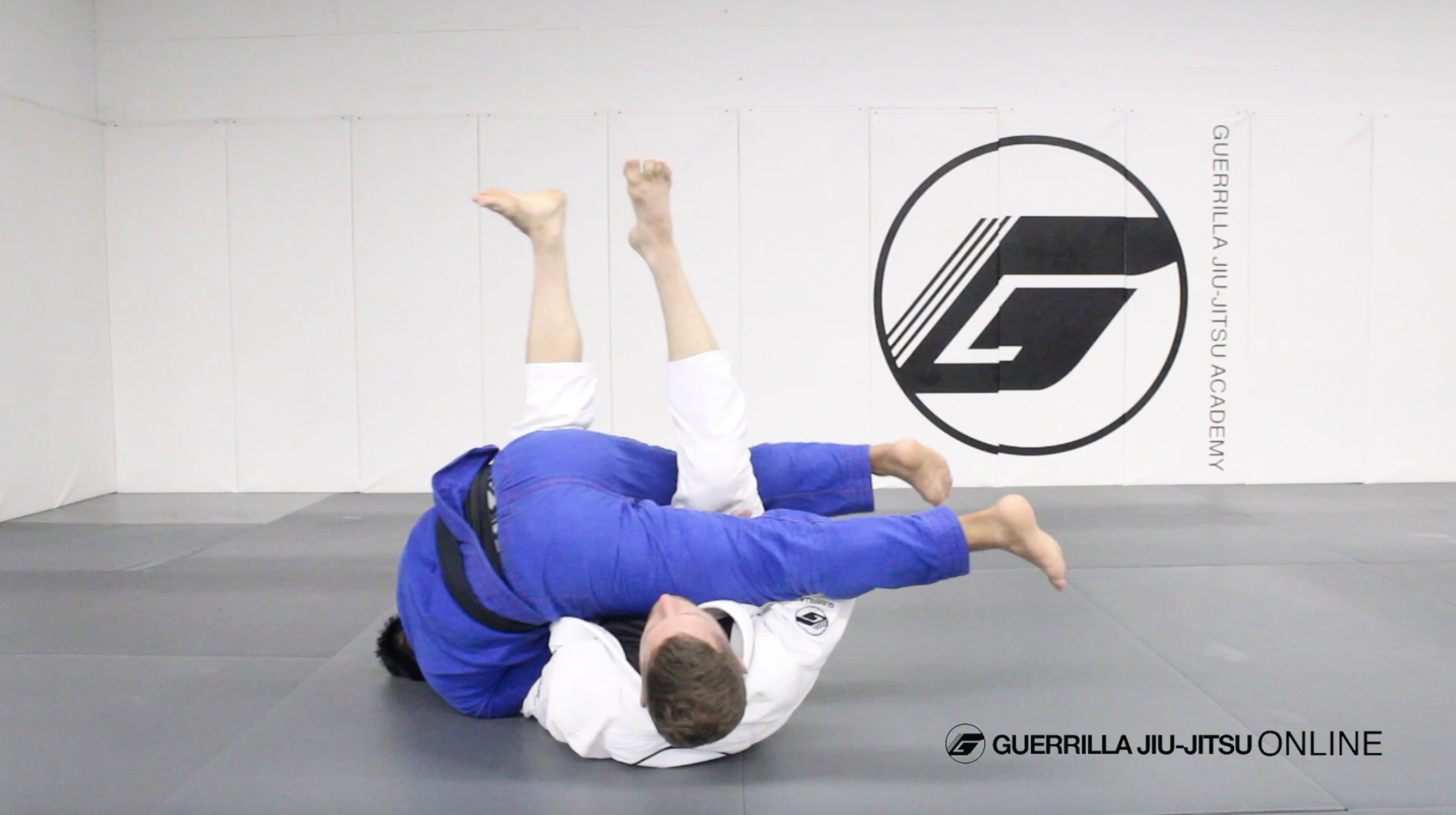 Shao Lin Sweep Part 1 - From Knee Shield Half Guard