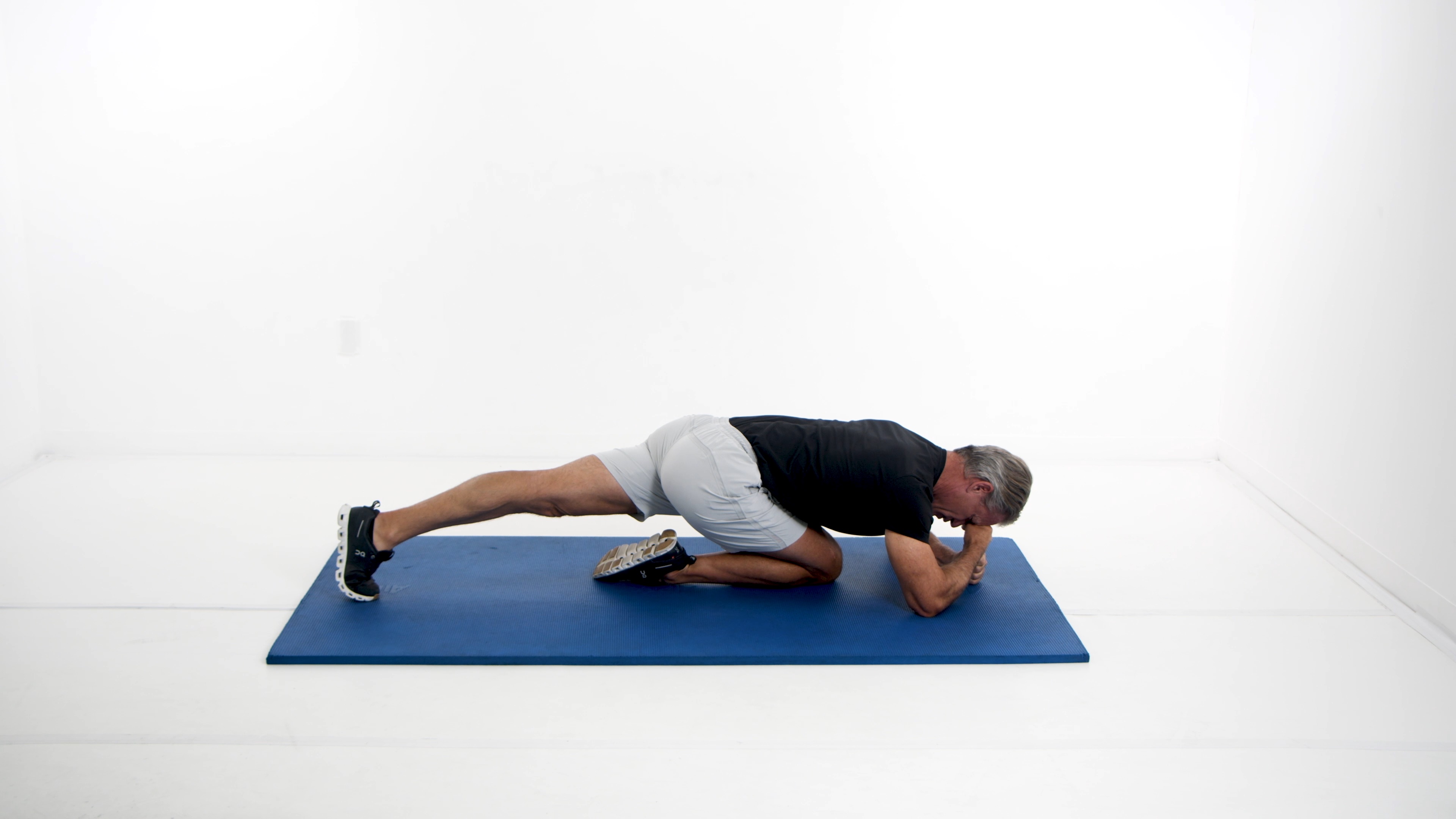 Global Stretch of the Fascia of the Kidneys