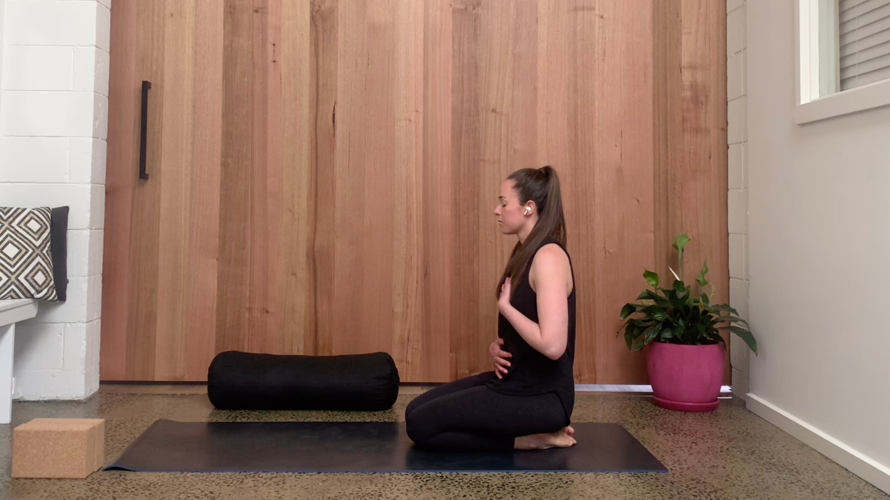 Habitus Yoga Video