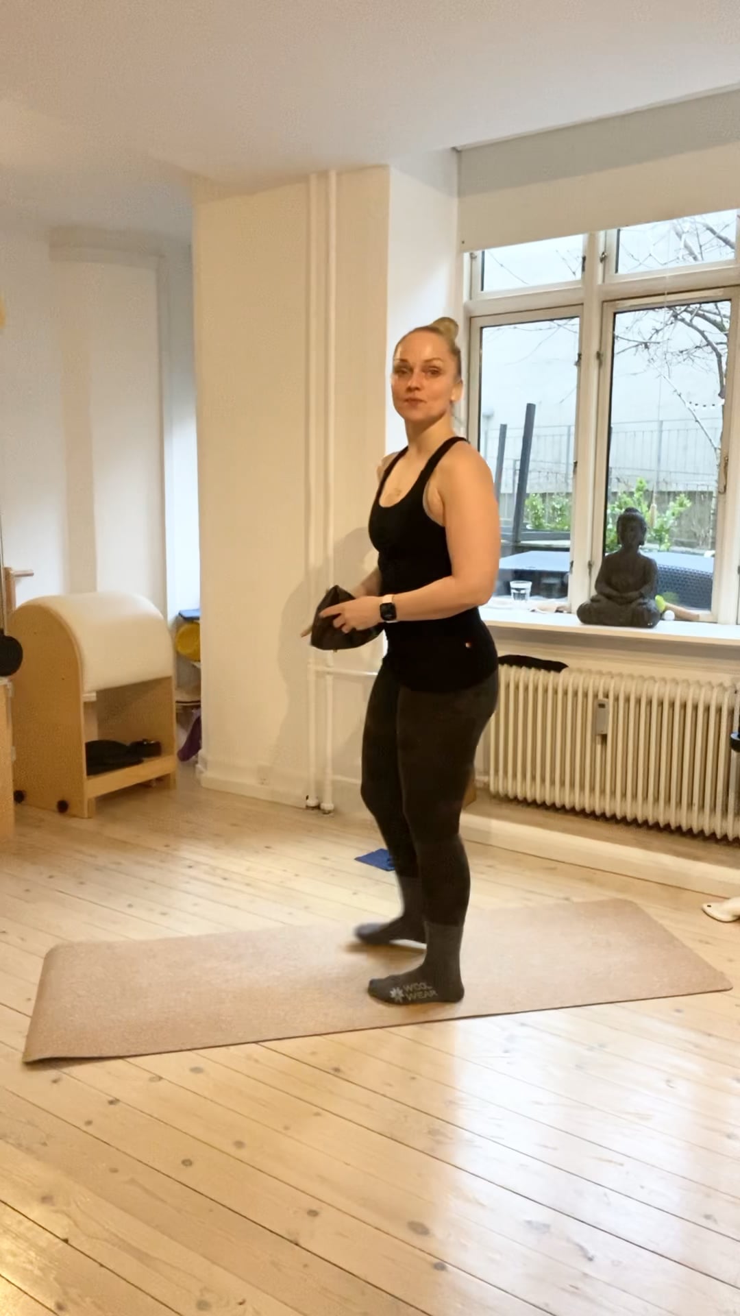 Holiday workout with mini ball + elastik band.