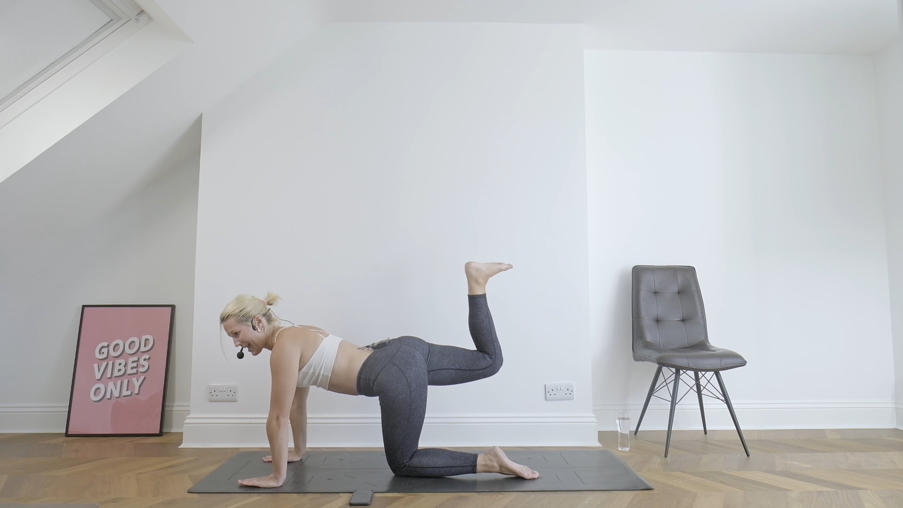 LIVE - Core and butt workout 14.09.20