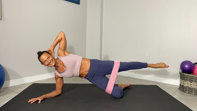  TOTAL BODY 20 - Glute focused with L...