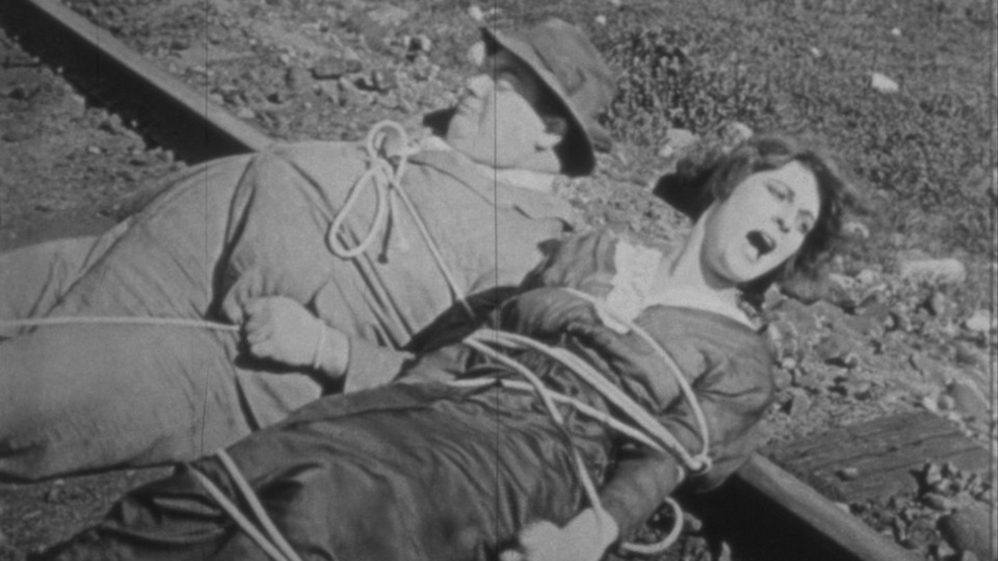 Heaven Will Protect a Woiking Goil