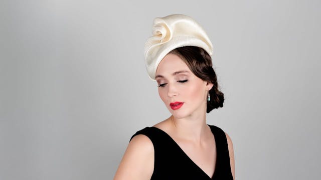 Sculpting Parisisal Straw
